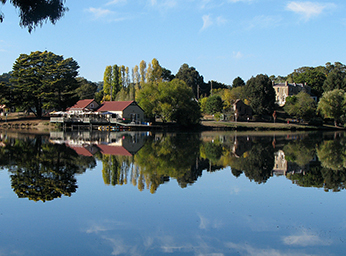 Lakeshore House, Daylesford