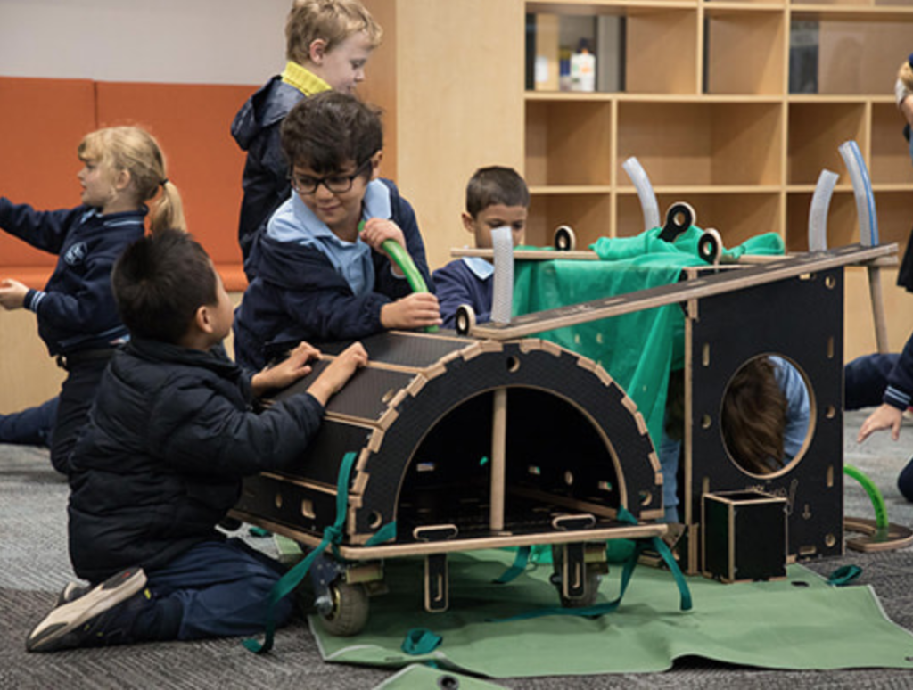 Children and self directed learning using a Nüdel Kart 